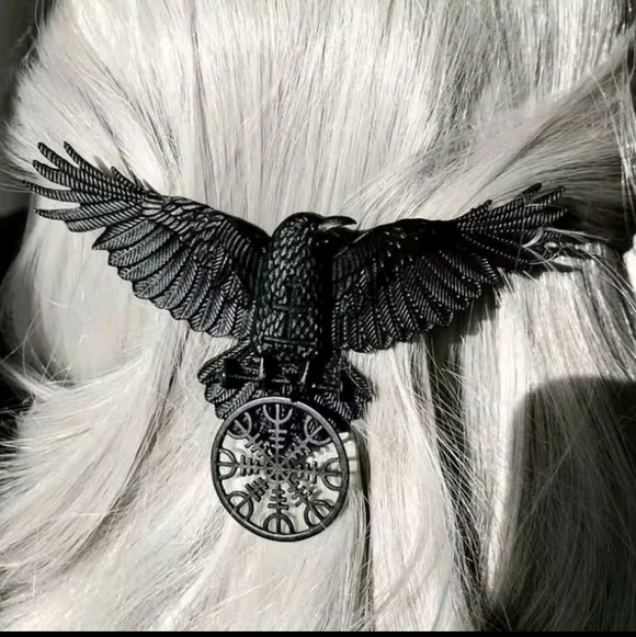 Black Eagle Hair Clip - Picture 3 of 3